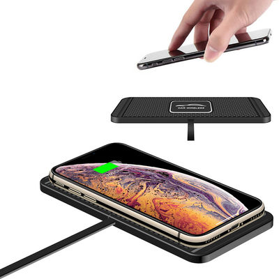 Buen precio Carga inalámbrica de automóviles antideslizante FCC Carga inalámbrica de 15 vatios para la consola central de control en línea
