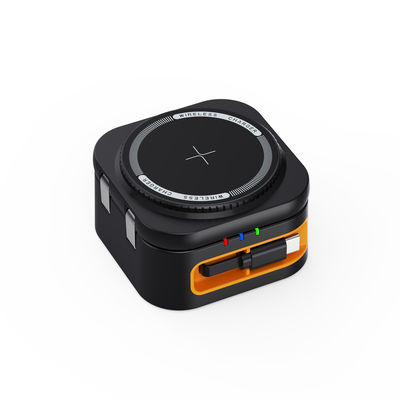Buen precio Cargador inalámbrico de viaje de entrada tipo C de alta eficiencia de conversión con 9V-3A 12V-1.5A de voltaje de entrada y salida de auriculares de 3W en línea