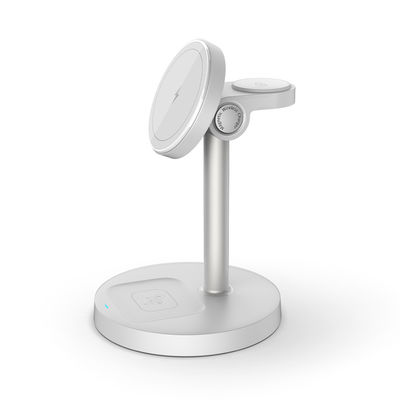 Buen precio 3w Max de carga de auriculares de energía cargador inalámbrico portátil con puerto de entrada tipo-C ABS material de PC en línea